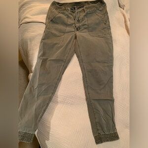 American Eagle green jogger pants - 16